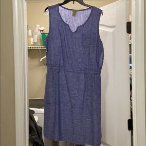 Women’s sleeveless hemp dress